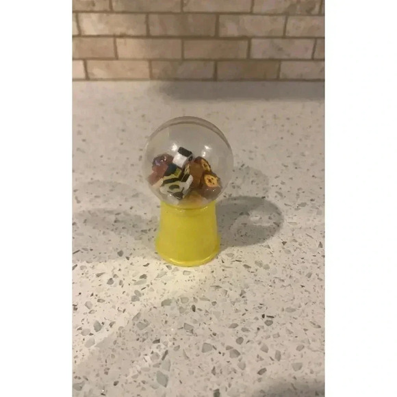 NUOBESTY gum ball eraser set     Bq‎ - Picture 3 of 4